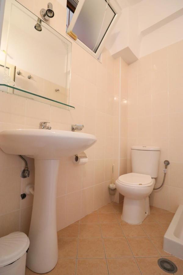 Apartments Vila Roboci Sarandë Eksteriør billede